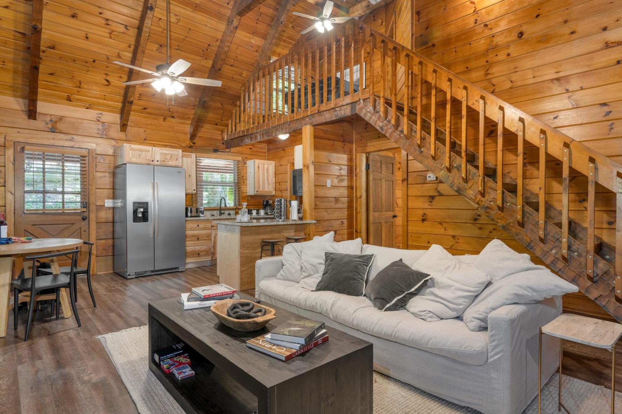 Dudley IV By Avantstay Cosy Cabin W Hot Tub Sweeping Views Pigeon Forge Εξωτερικό φωτογραφία
