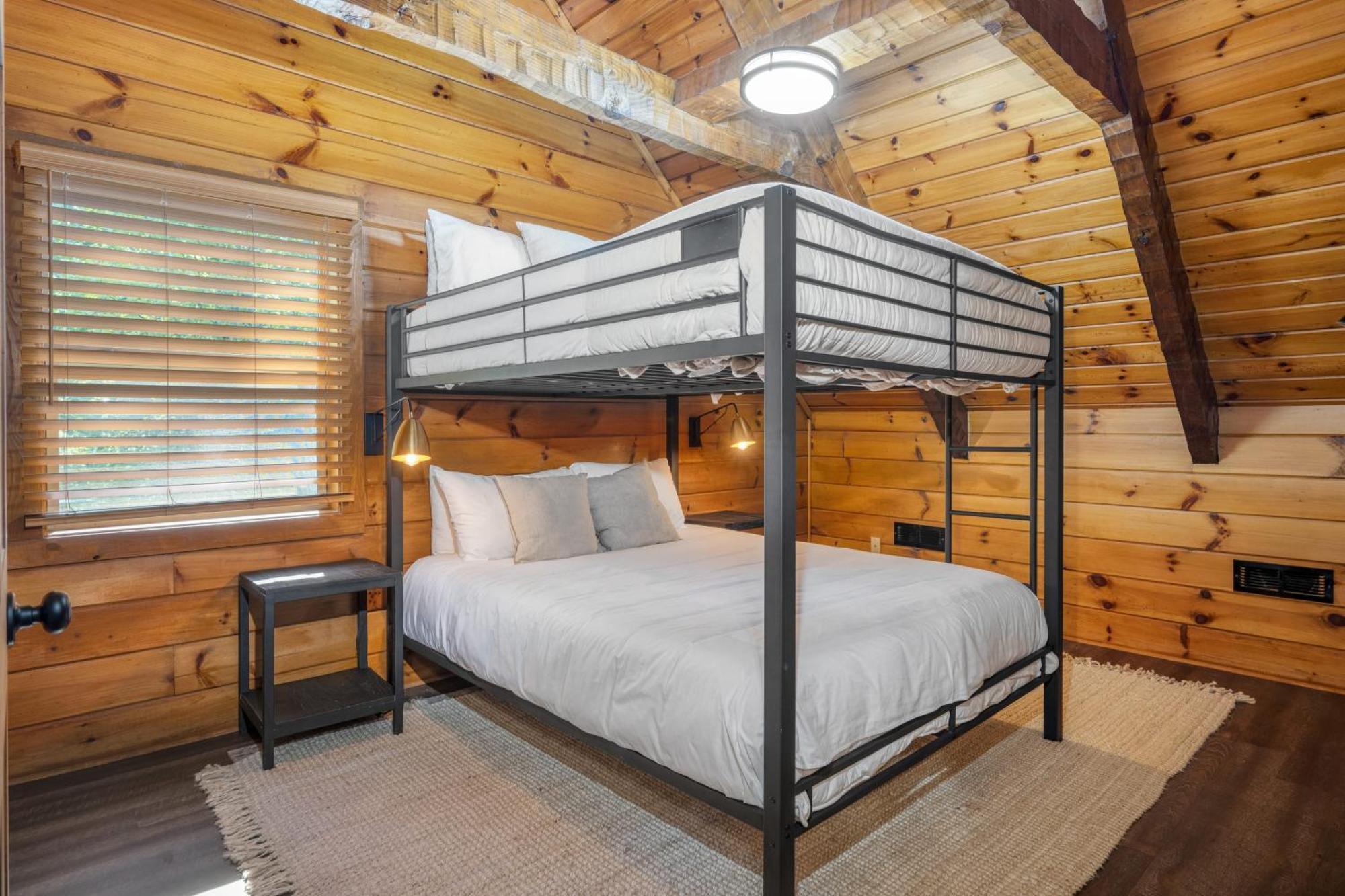 Dudley IV By Avantstay Cosy Cabin W Hot Tub Sweeping Views Pigeon Forge Εξωτερικό φωτογραφία